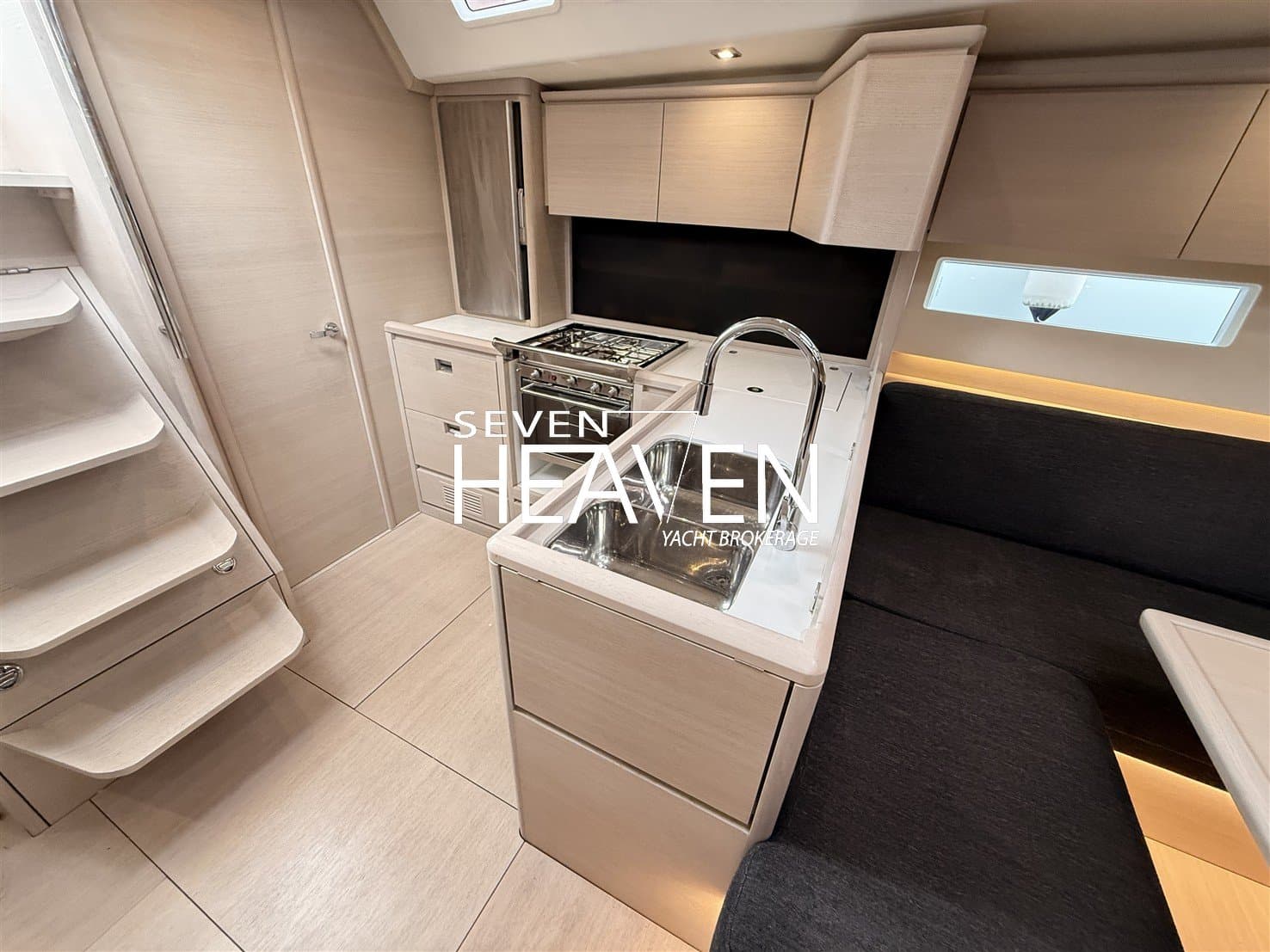 Mistral Gagnant 22